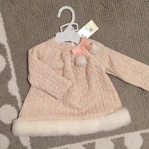 Max studio top beige NWT